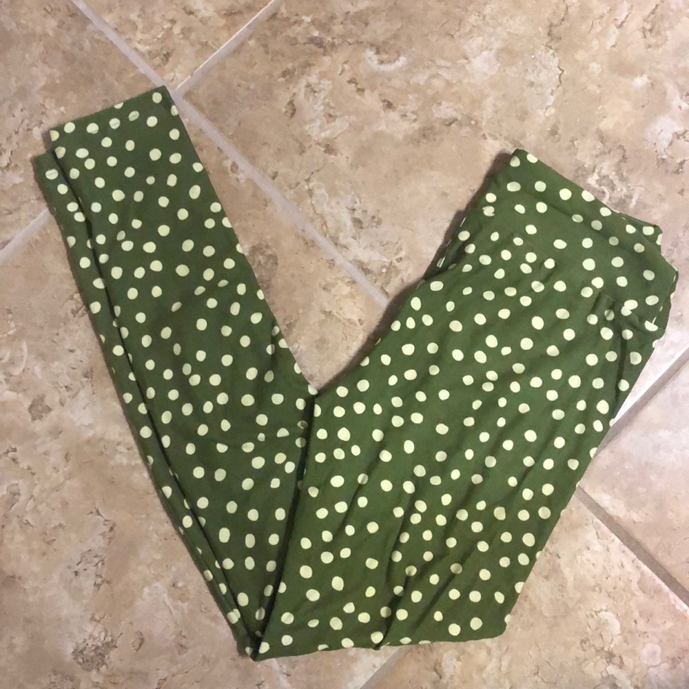 One size LuLaRoe leggings - never worn